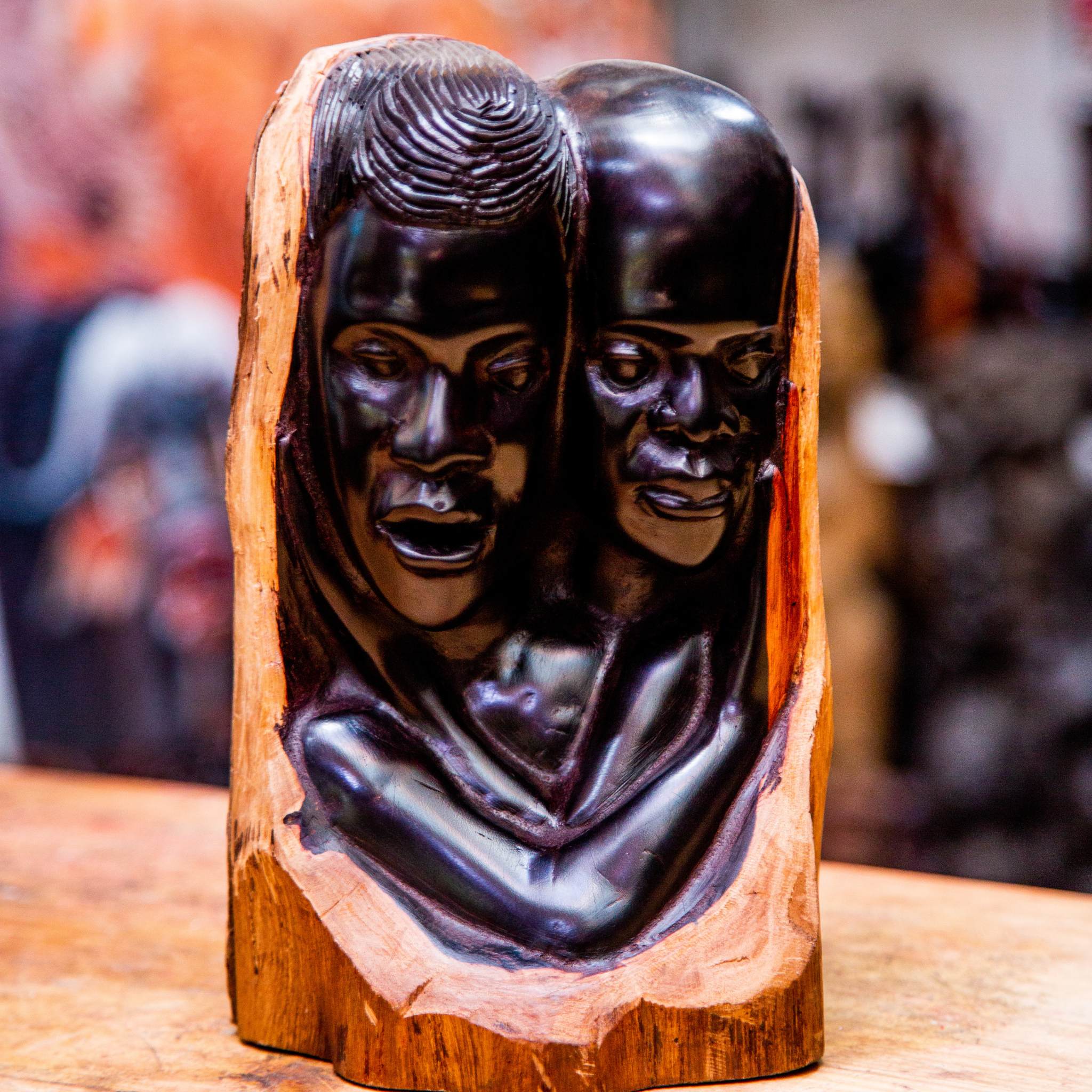 couple together figurine Wood carving
